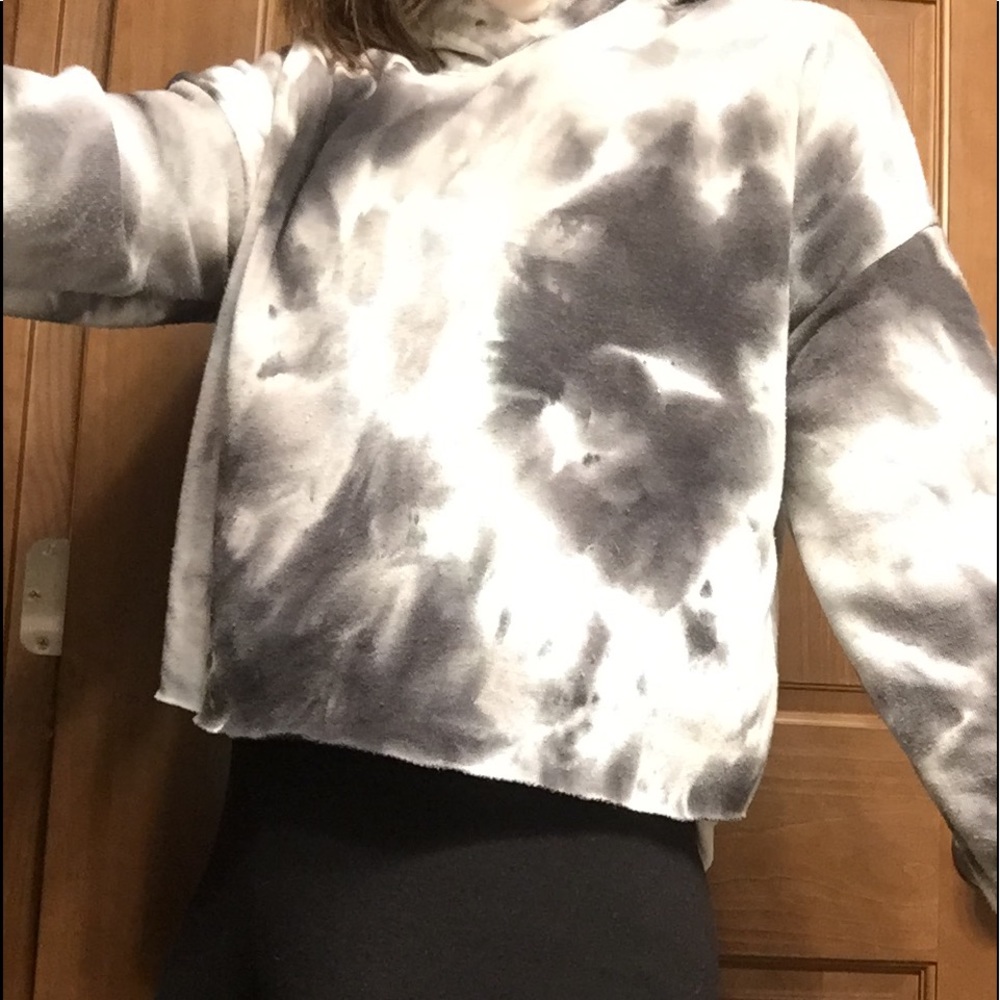 Crop sweater!!